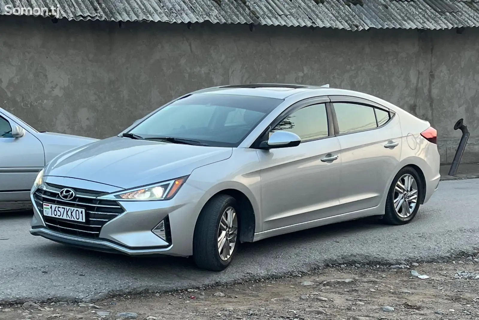 Hyundai Elantra, 2019-1