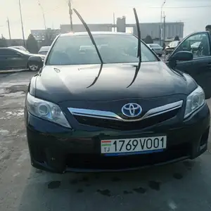 Toyota Camry, 2011