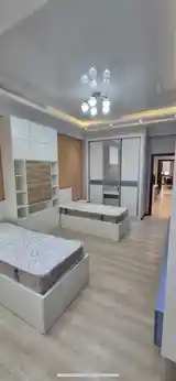 3-комн. квартира, 13 этаж, 140м², Шохмансур-3