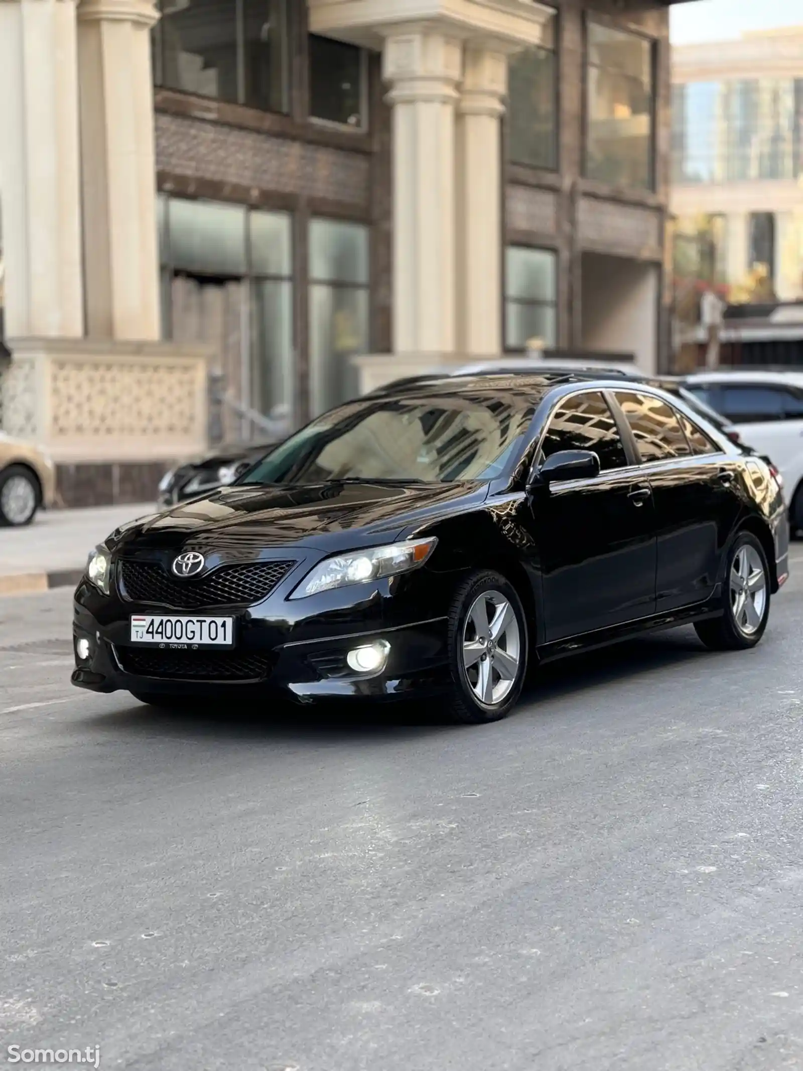 Toyota Camry, 2010-1