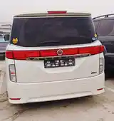 Nissan Elgrand, 2011-2