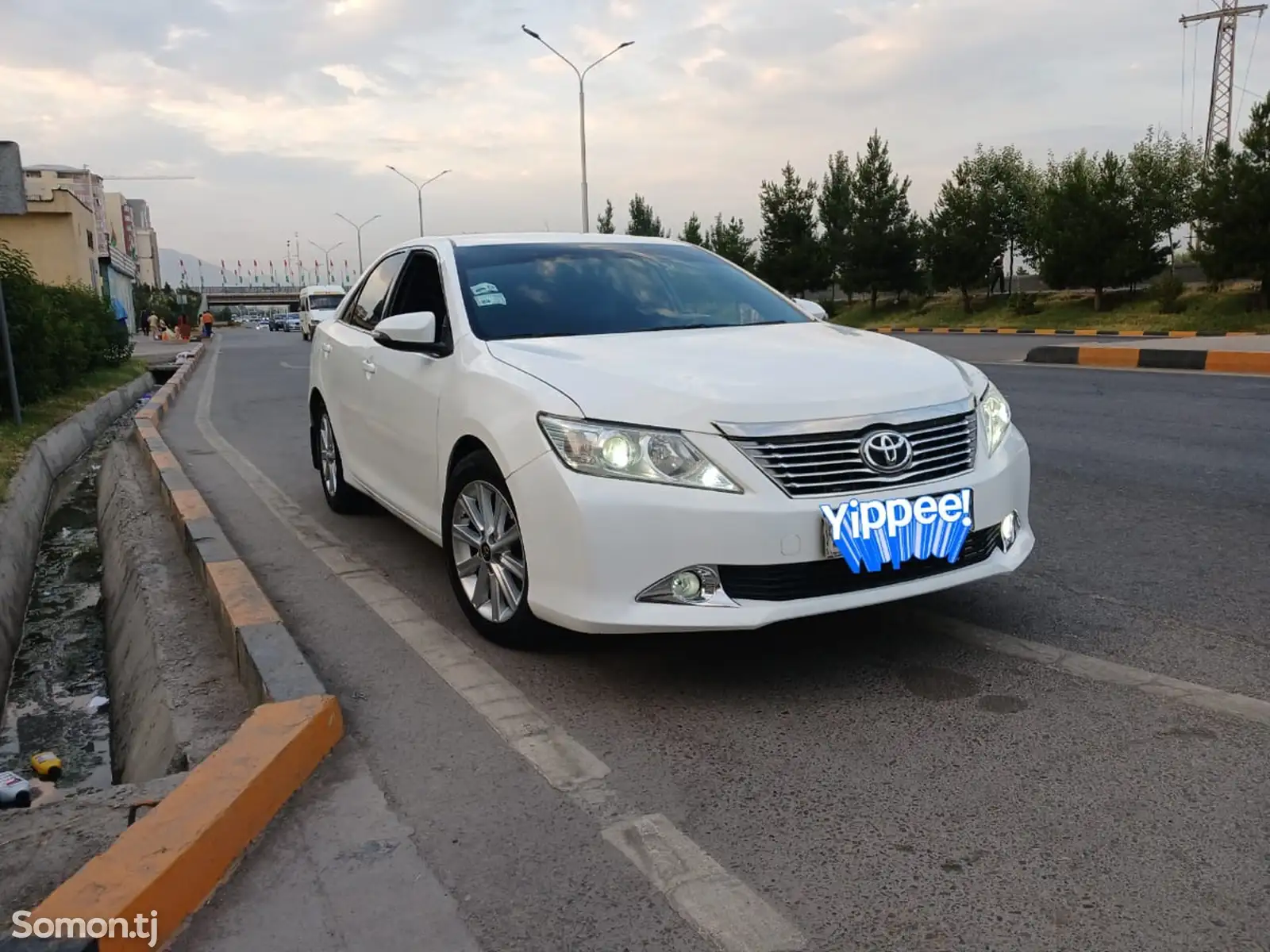 Toyota Camry, 2012-1