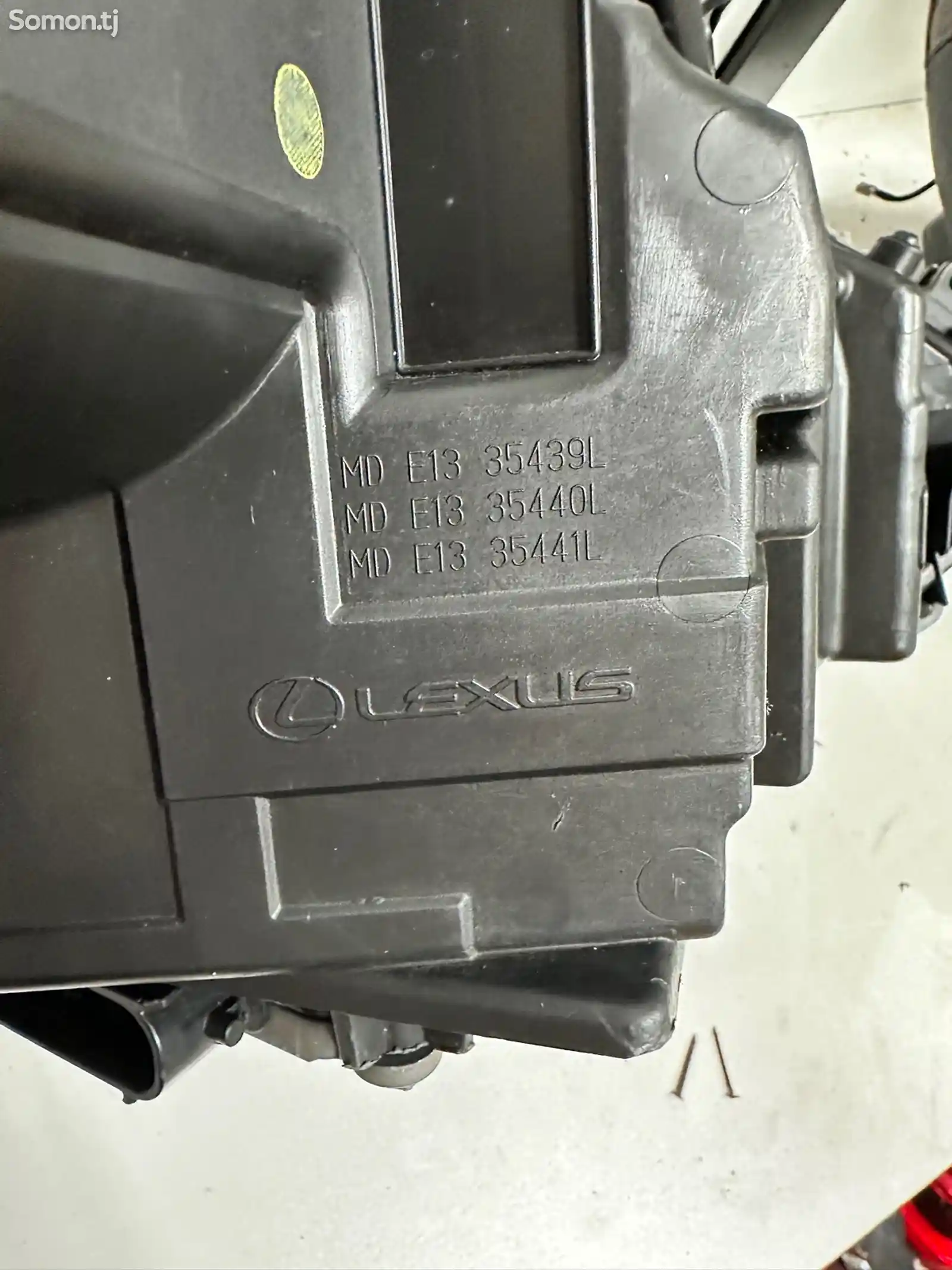 Передняя фара Lexus RX 2021-3