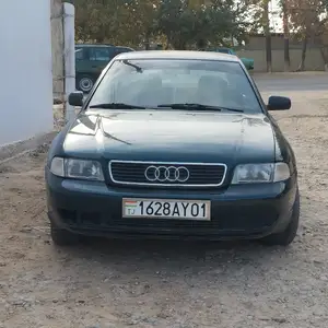 Audi A4, 1995