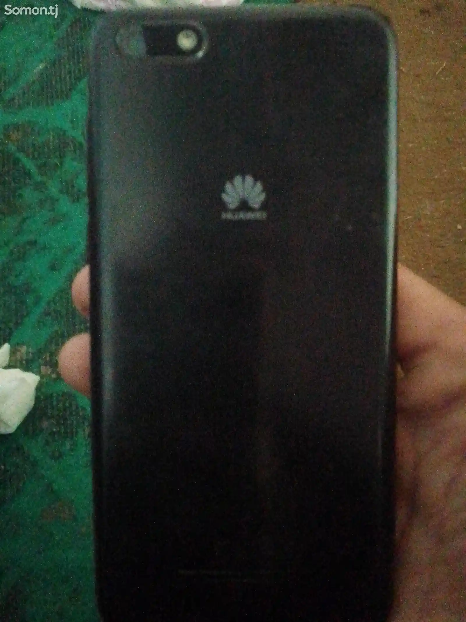 Телефон Huawei-1