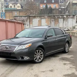 Toyota Avalon, 2011