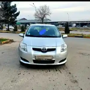 Лобовое стекло от Toyota Auris