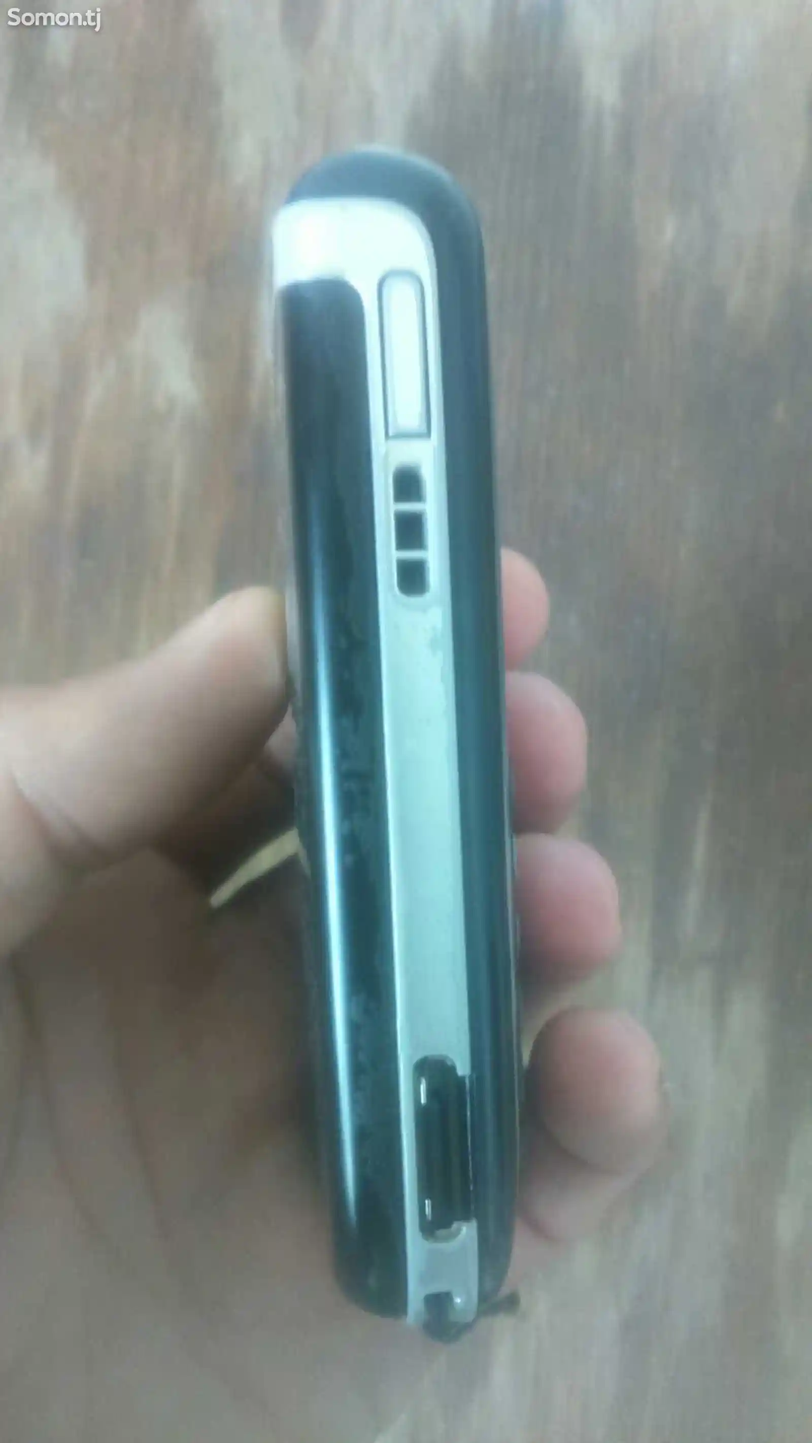 Nokia 6151 3G-7