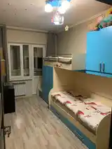 3-комн. квартира, 5 этаж, 80м², 112 мкр, Газпром-9