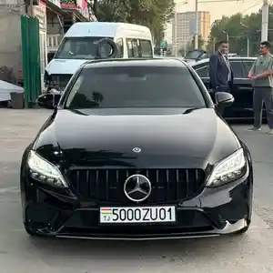 Mercedes-Benz C class, 2019