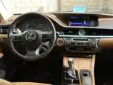 Lexus ES series, 2017-10