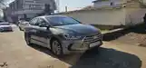 Hyundai Elantra, 2017-7