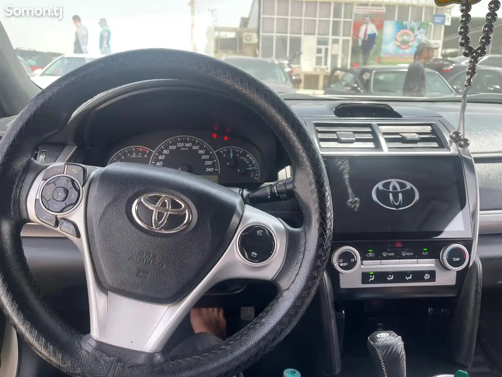 Toyota Camry, 2013-1