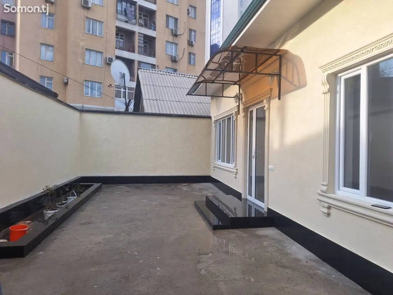 4-комн. квартира, 1 этаж, 130м², Фирдавси-1