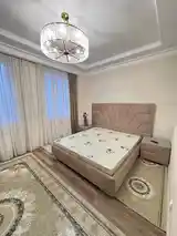 2-комн. квартира, 14 этаж, 105м², Цум-5