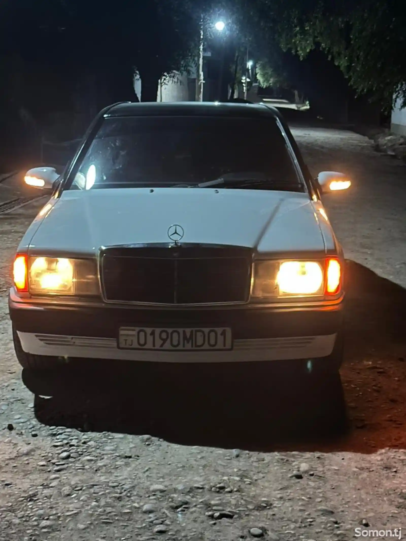 Mercedes-Benz W124, 1990-2