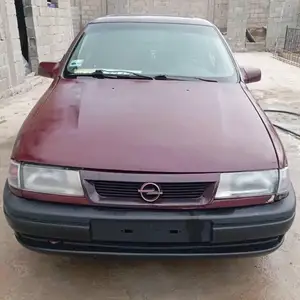 Opel Vectra A, 1992