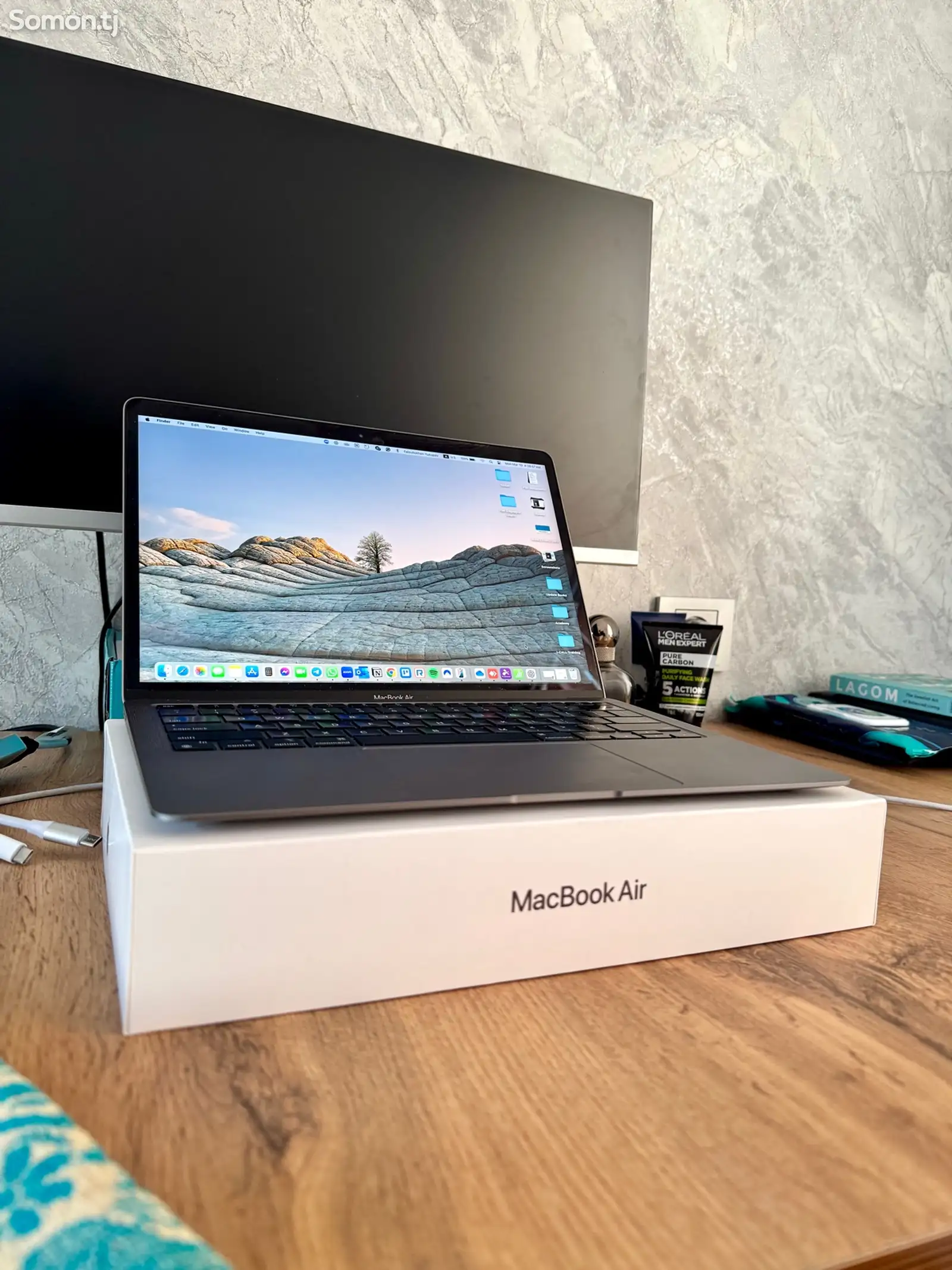 Ноутбук MacBook Air M1 8GB/256GB-1