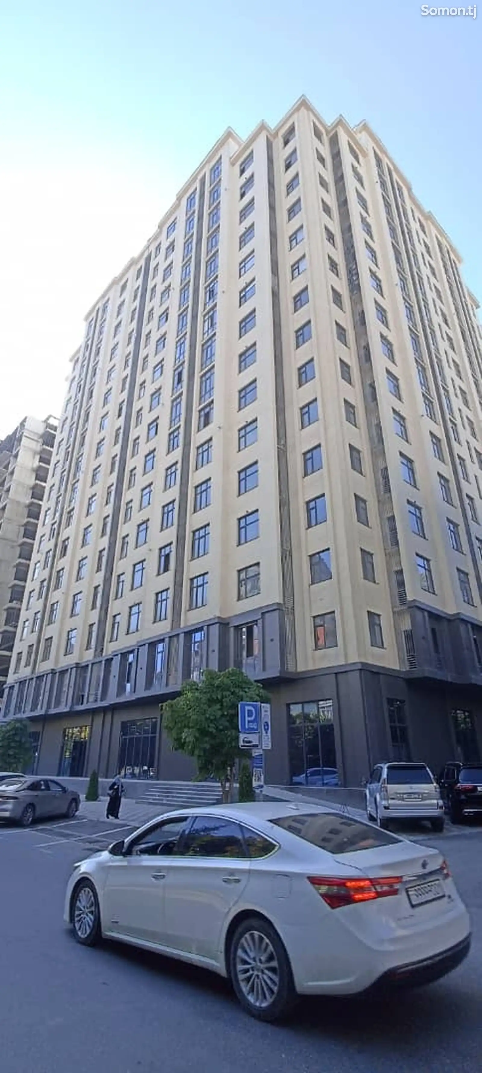 3-комн. квартира, 9 этаж, 127 м², И. Сомони-1