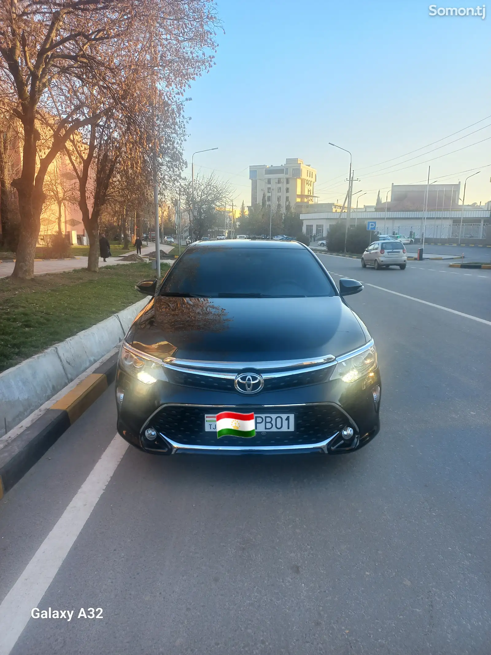 Toyota Camry, 2017-1