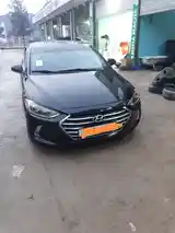 Hyundai Elantra, 2017-4