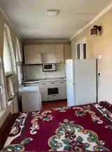 2-комн. квартира, 5 этаж, 60м², Профсоюз-6