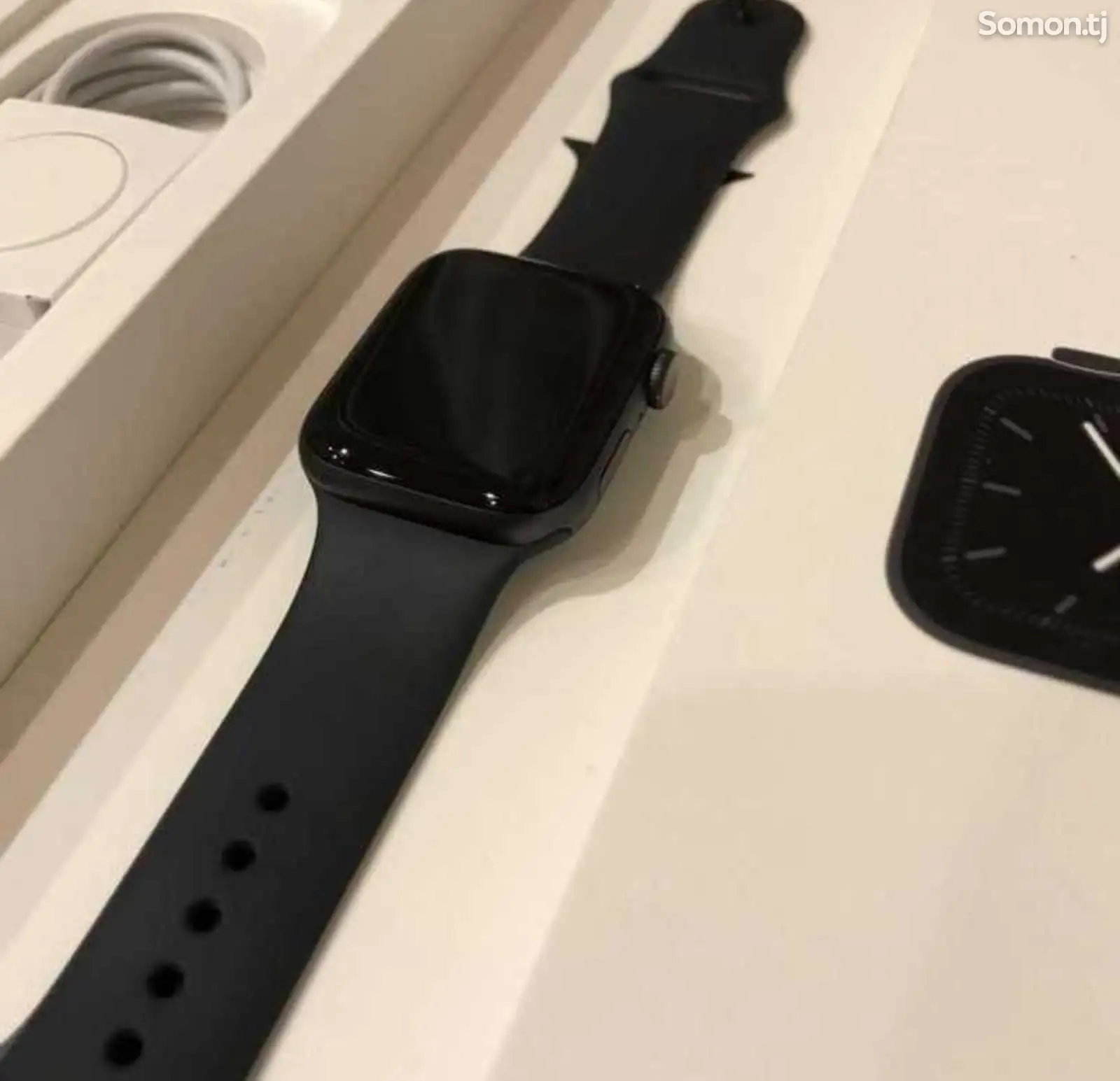 Смарт часы Apple Watch 6 40mm