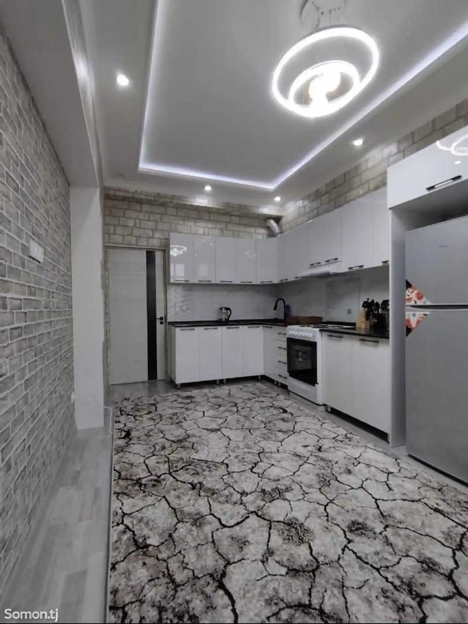 2-комн. квартира, 13 этаж, 82м², Сомони-9