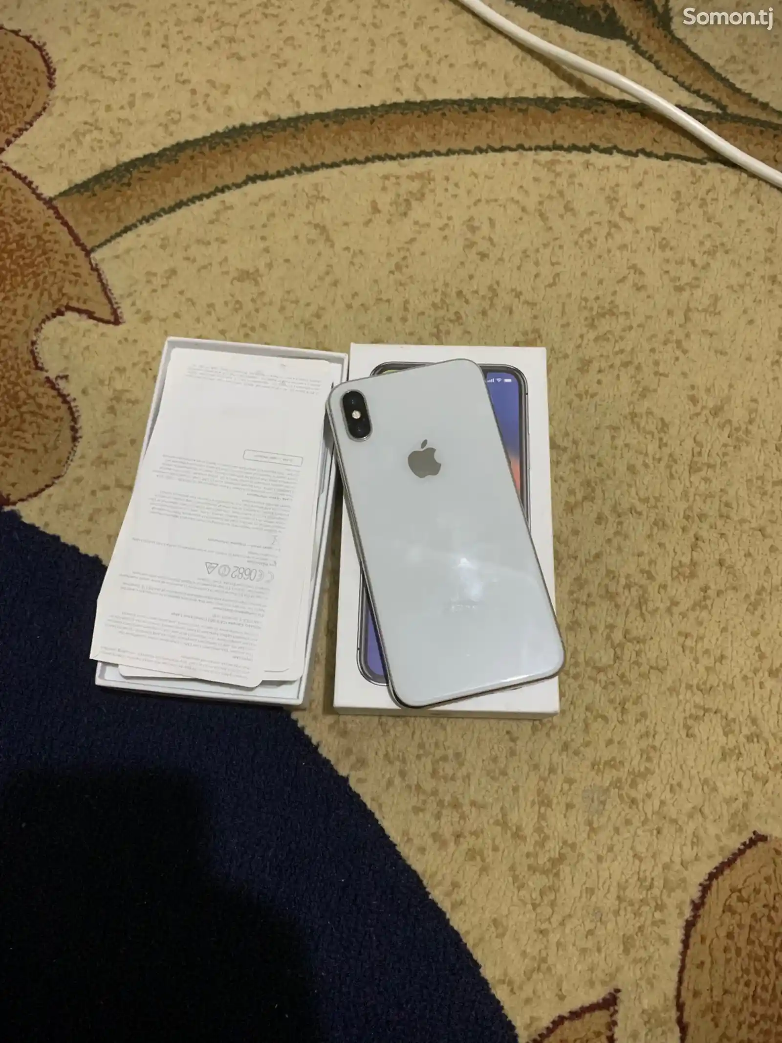 Apple iPhone X, 256 gb, Silver-1