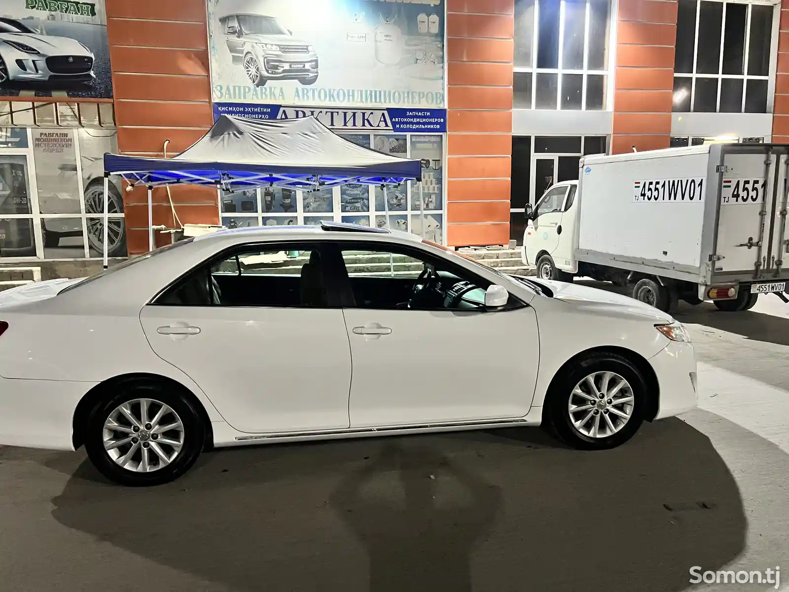 Toyota Camry, 2013-1