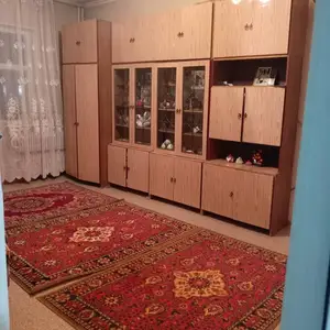 3-комн. квартира, 2 этаж, 80 м², 14 поликлиника