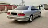 Mercedes-Benz E class, 2000-4