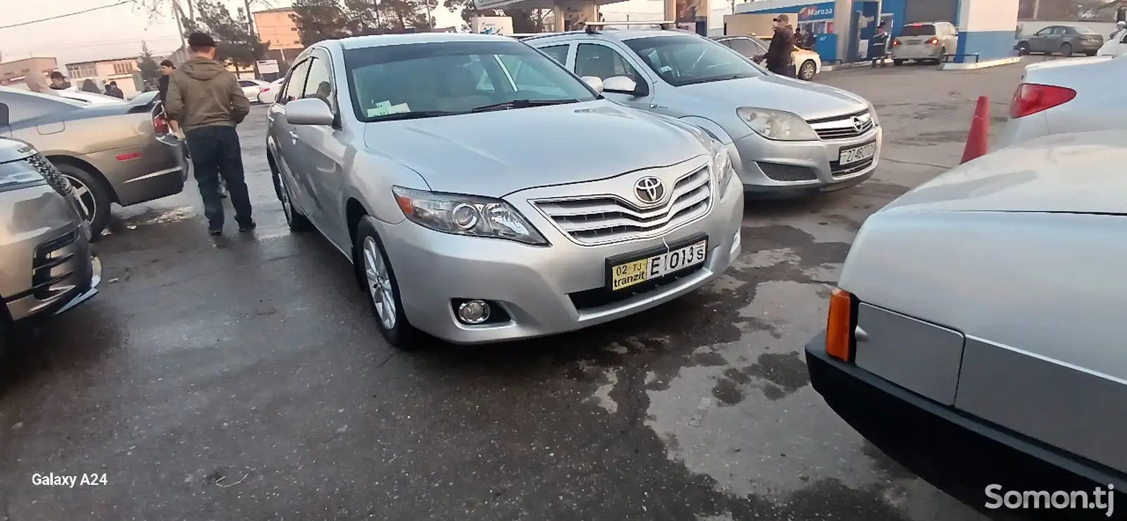 Toyota Camry, 2010-1