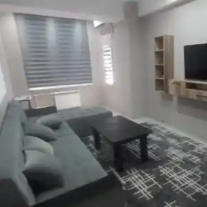 2-комн. квартира, 6 этаж, 60м², ул. Айни 53