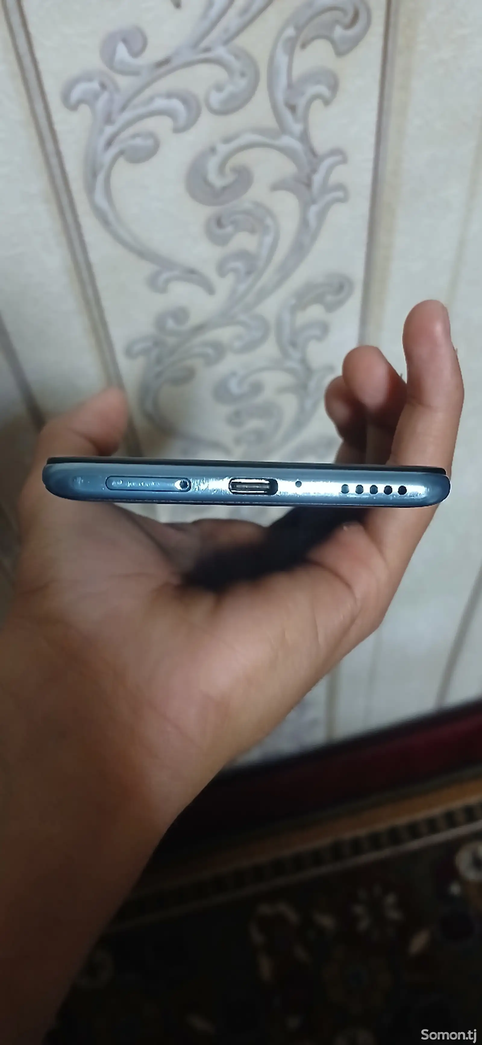 Xiaomi Poco F3-4