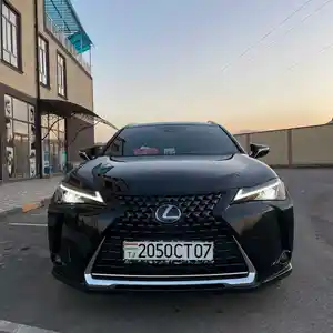 Lexus UX series, 2021