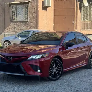 Toyota Camry, 2019