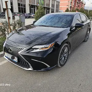 Lexus ES series, 2015