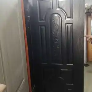 дверь