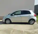 Toyota Vitz, 2010-2