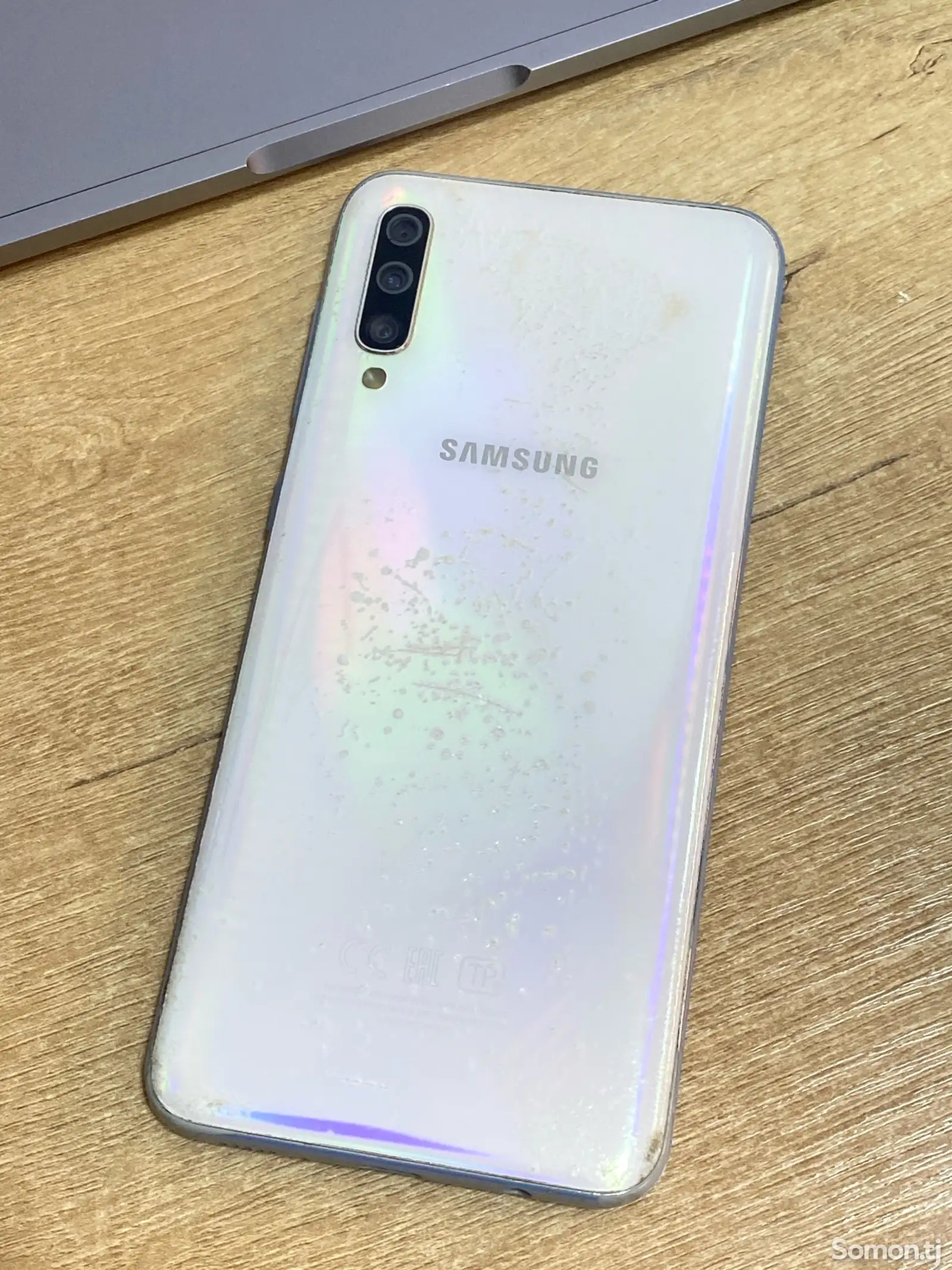 Samsung Galaxy A50