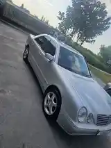 Mercedes-Benz E class, 2002-2