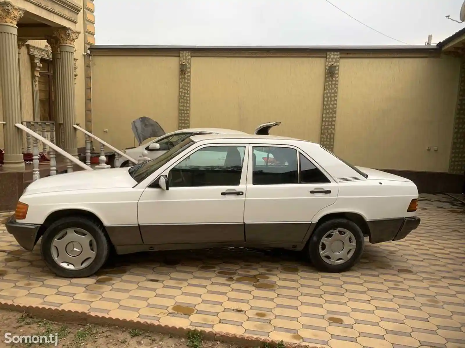 Mercedes-Benz W201, 1992-1