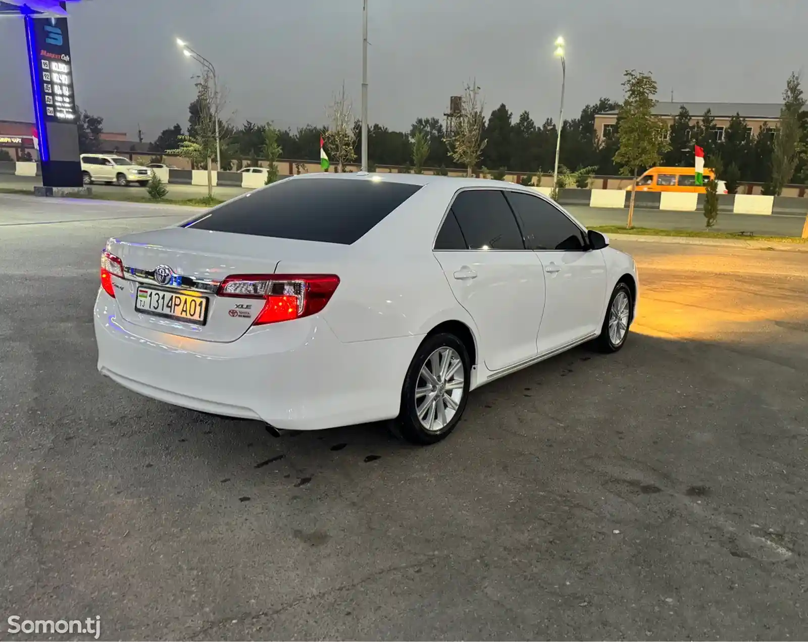 Toyota Camry, 2012-3