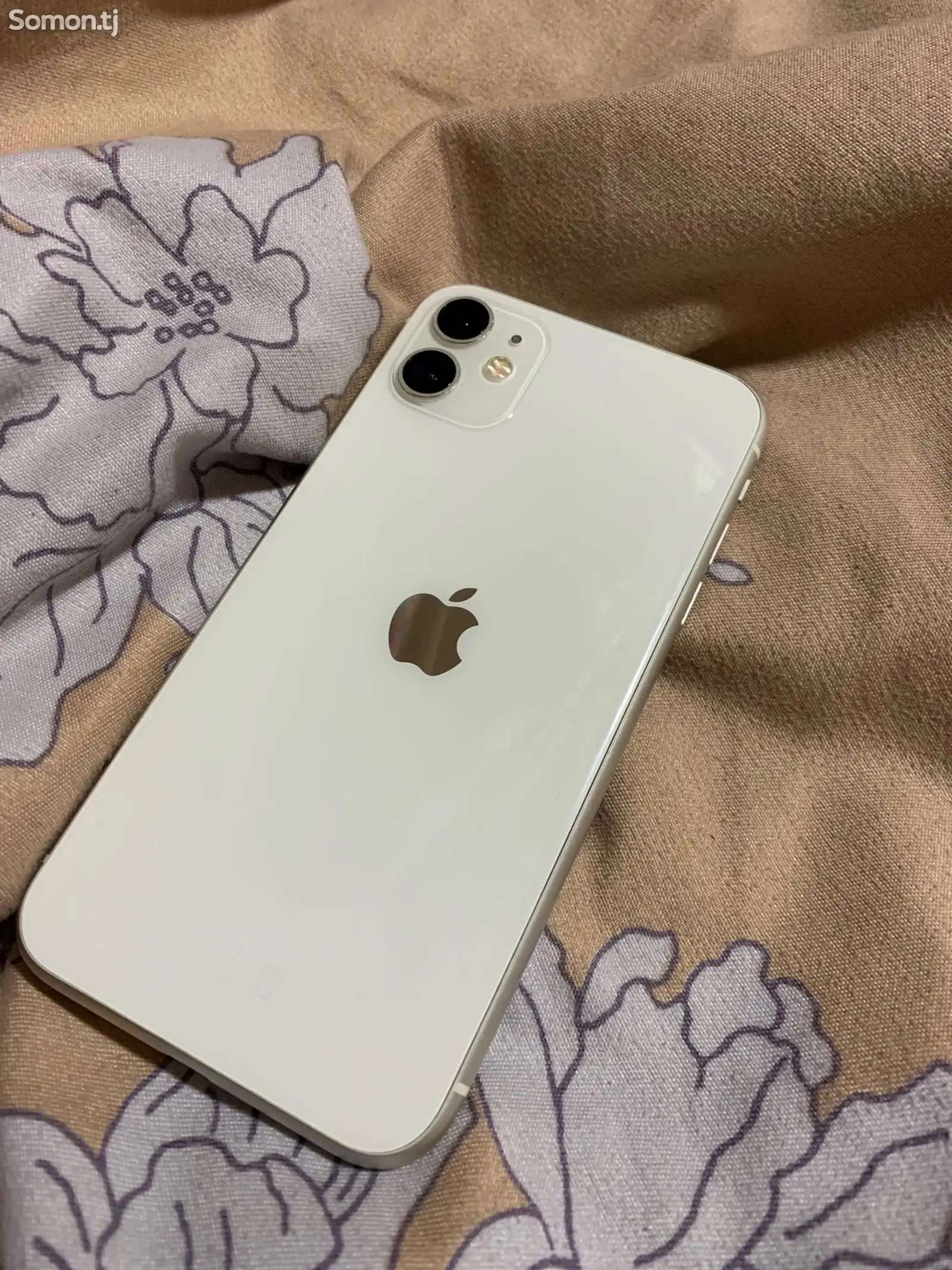 Apple iPhone 11, 64 gb, White-1