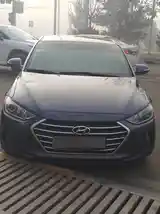 Hyundai Elantra, 2018-9