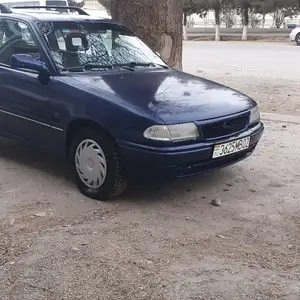 Opel Astra F, 1992