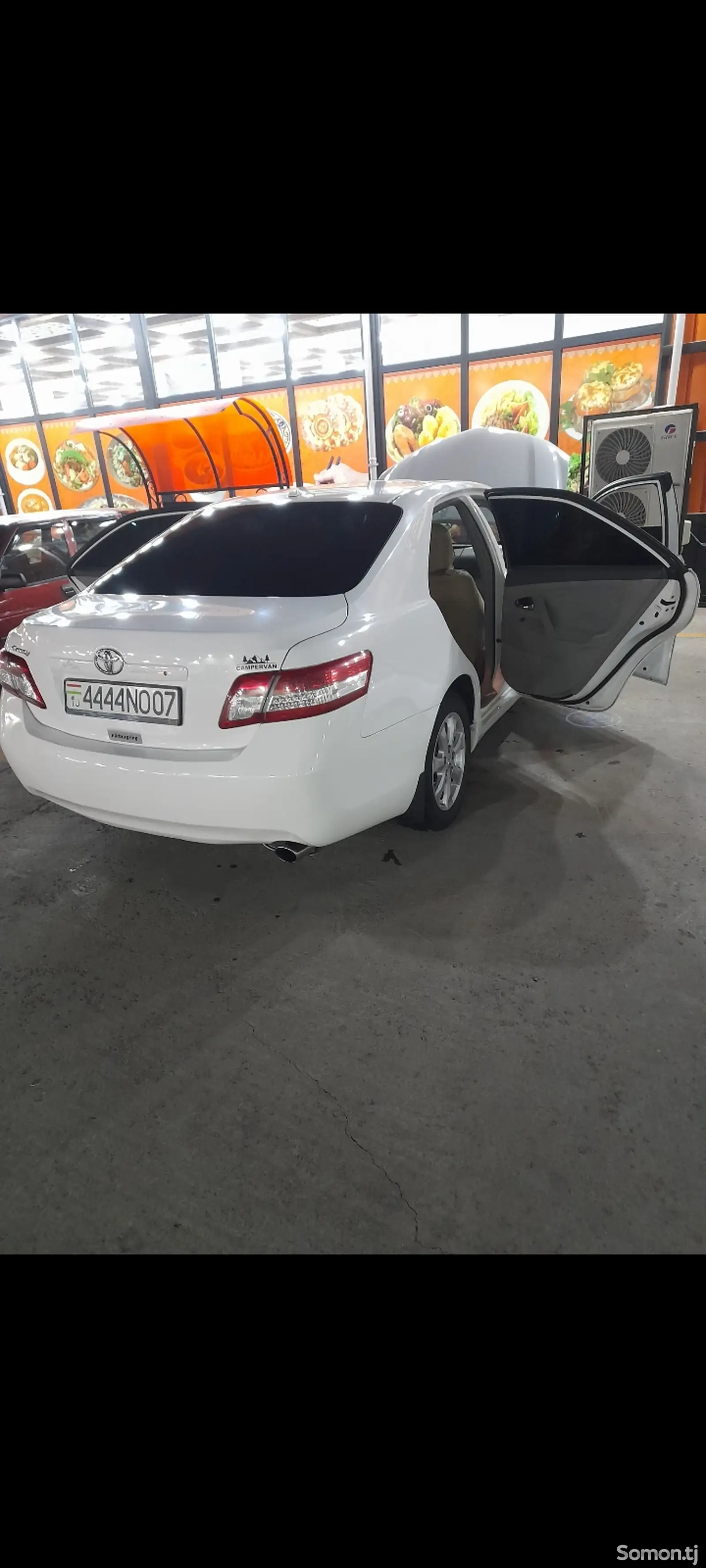 Toyota Camry, 2011-8