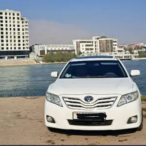 Toyota Camry, 2011