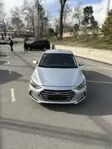 Hyundai Elantra, 2017-2